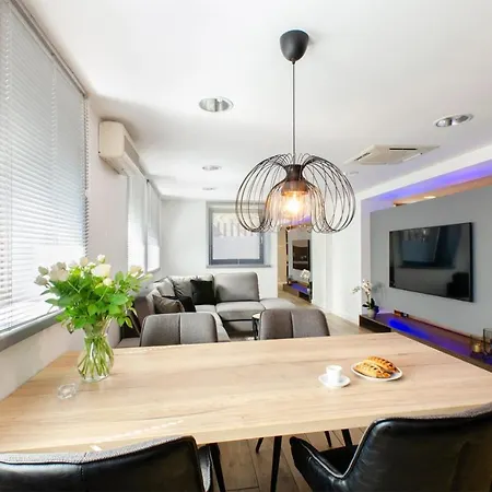 Lupoapartments Kosynierow Dostep Na Kod * Lodz (Lodz)