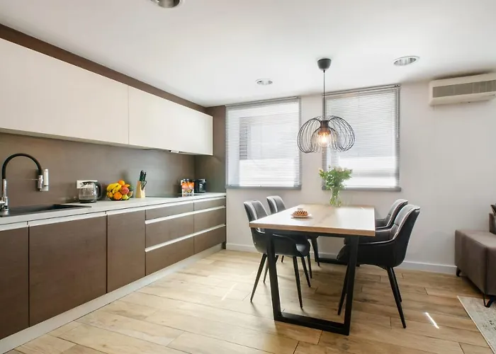 Lupoapartments Kosynierów Dostęp Na Kod Apartamento